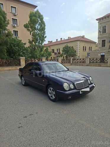 Mercedes E 220 d 1998, 262,000 km - 2.2 l - Bakı