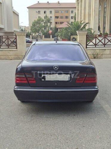 Mercedes E 220 d 1998, 262,000 km - 2.2 l - Bakı