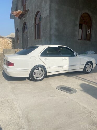 Mercedes E 220 d 1999, 311,701 km - 2.2 l - Şəmkir