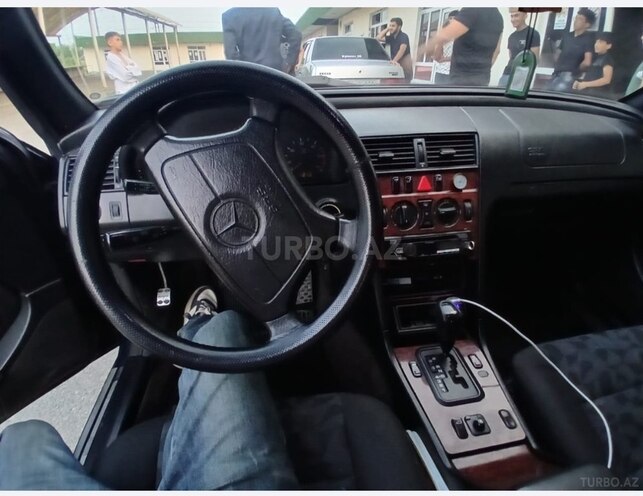 Mercedes C 220 d 1998, 440,890 km - 2.2 l - Ucar