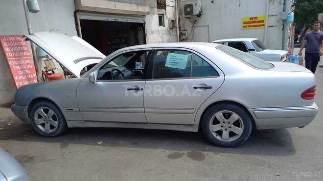 Mercedes E 230 1996, 328,000 km - 2.3 l - Bakı