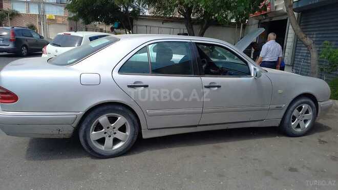 Mercedes E 230 1996, 328,000 km - 2.3 l - Bakı