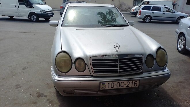 Mercedes E 230 1996, 328,000 km - 2.3 l - Bakı