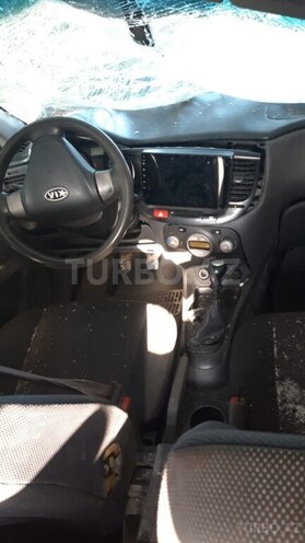 Kia Rio 2007, 300,000 km - 1.5 l - Cəlilabad