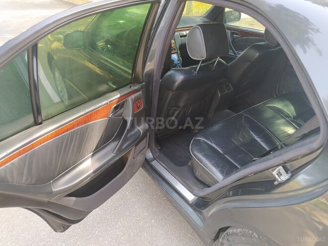 Mercedes E 220 d 1999, 499,540 km - 2.2 l - Ucar