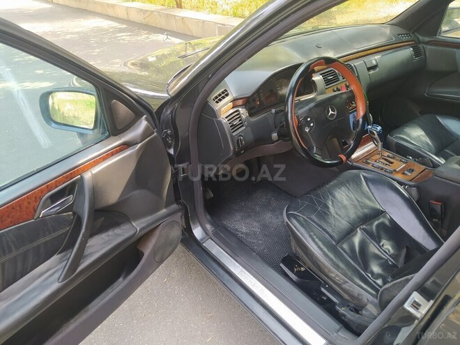 Mercedes E 220 d 1999, 499,540 km - 2.2 l - Ucar