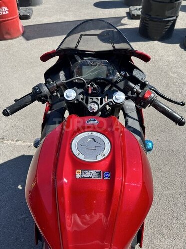 Yamaha R15 V4 2025, 0 km - 0.2 l - Bakı