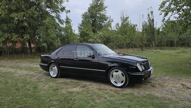 Mercedes E 320 2000, 252,000 km - 3.2 л - Lənkəran