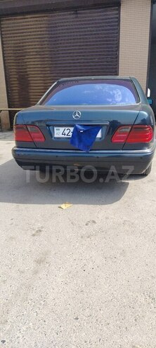 Mercedes E 220 1996, 327,280 km - 2.2 l - Lənkəran