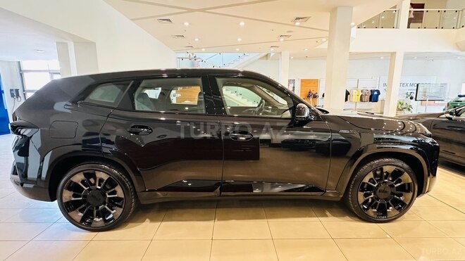 BMW XM 50e-8