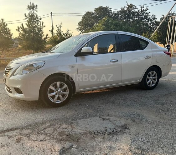 Nissan Sunny 2012, 244,000 km - 1.5 л - Bakı