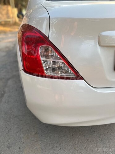 Nissan Sunny 2012, 244,000 km - 1.5 л - Bakı