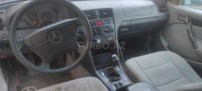 Mercedes C 180 1997, 300,000 km - 1.8 l - Bakı