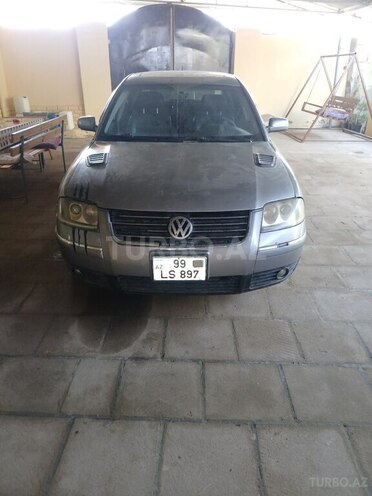 Volkswagen Passat 2002, 487,532 km - 1.8 l - Salyan