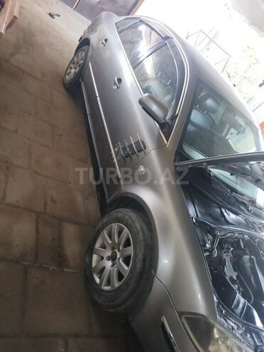 Volkswagen Passat 2002, 487,532 km - 1.8 l - Salyan