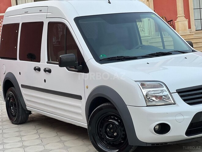 Ford Tourneo Connect 2010, 235,000 km - 1.8 l - Şəki