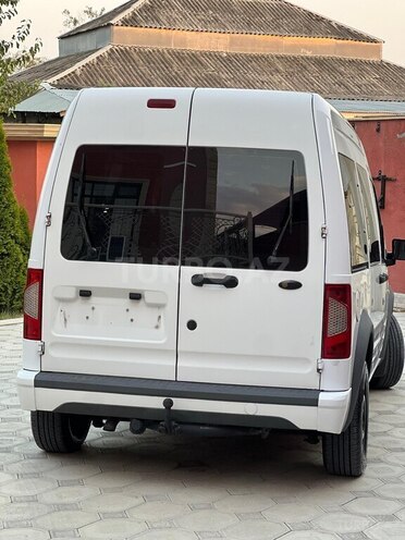 Ford Tourneo Connect 2010, 235,000 km - 1.8 l - Şəki