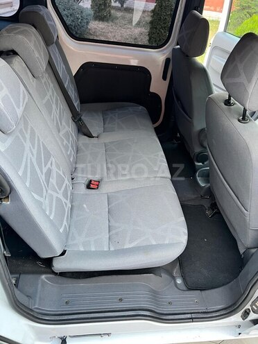 Ford Tourneo Connect 2010, 235,000 km - 1.8 l - Şəki