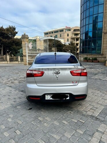Kia Rio 2013, 389,461 km - 1.6 l - Bakı