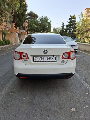 Volkswagen Jetta 2008, 215,519 km - 1.6 л - Bakı