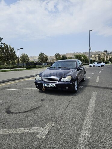 Mercedes C 240 2001, 405,000 km - 2.6 л - Bakı