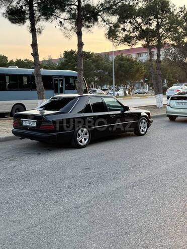 Mercedes E 200 1993, 437,854 km - 2.0 l - Sumqayıt