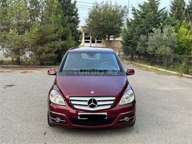 Mercedes B 170 2011, 112,000 km - 1.7 л - Sumqayıt