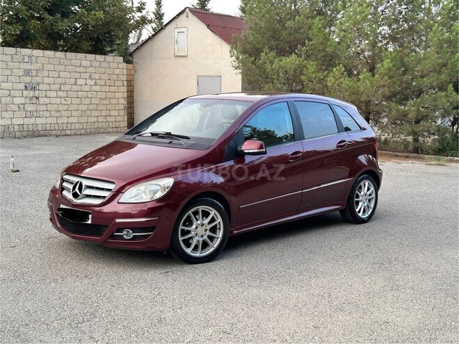 Mercedes B 170 2011, 112,000 km - 1.7 л - Sumqayıt