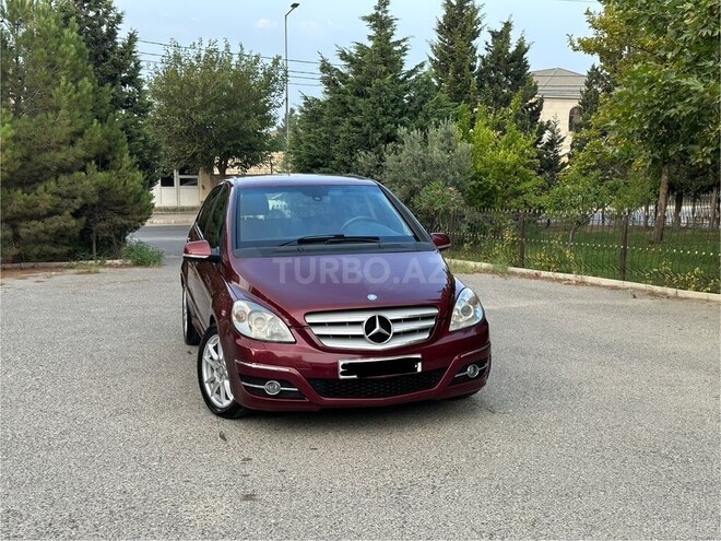 Mercedes B 170 2011, 112,000 km - 1.7 л - Sumqayıt