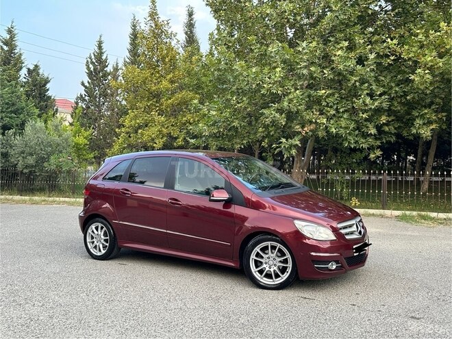 Mercedes B 170 2011, 112,000 km - 1.7 л - Sumqayıt