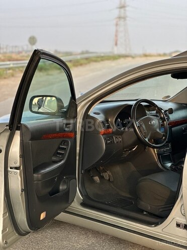 Toyota Avensis 2005, 230,000 km - 2.0 l - Bakı