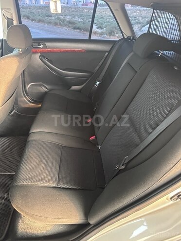 Toyota Avensis 2005, 230,000 km - 2.0 l - Bakı