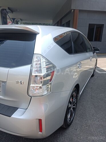Toyota Prius V 2012, 198,600 km - 1.8 l - Bakı