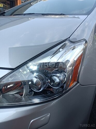 Toyota Prius V 2012, 198,600 km - 1.8 l - Bakı