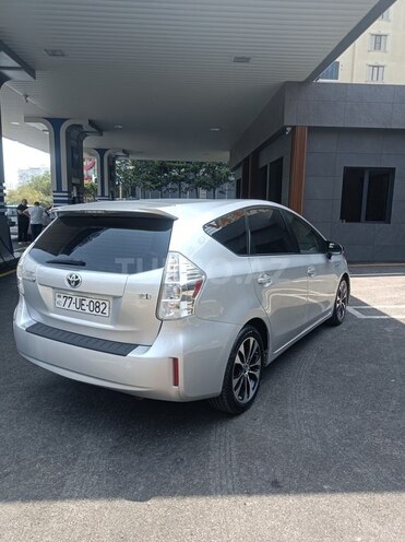 Toyota Prius V 2012, 198,600 km - 1.8 l - Bakı