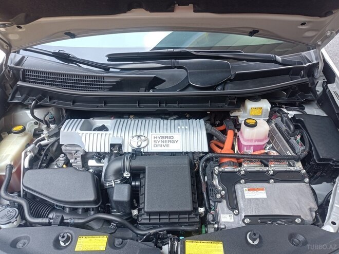Toyota Prius V 2012, 198,600 km - 1.8 l - Bakı