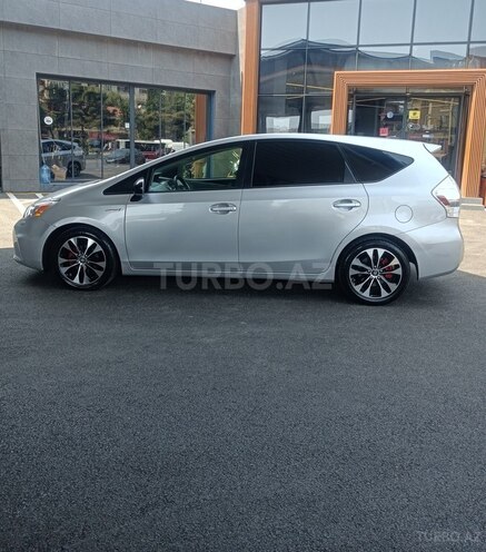 Toyota Prius V 2012, 198,600 km - 1.8 l - Bakı