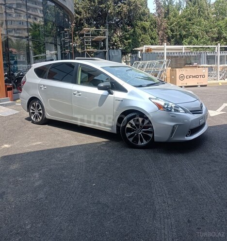 Toyota Prius V 2012, 198,600 km - 1.8 l - Bakı