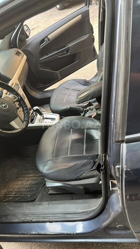 Opel Astra 2008, 318,200 km - 1.9 l - Bakı