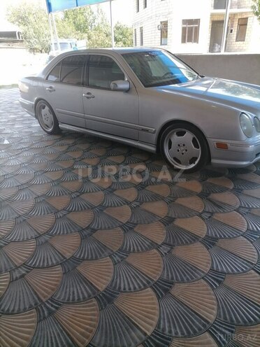 Mercedes E 240 2000, 340,797 km - 2.4 l - Ağstafa