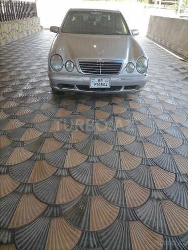 Mercedes E 240 2000, 340,797 km - 2.4 l - Ağstafa