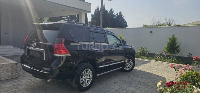 Toyota Land Cruiser Prado 2010, 197,800 km - 4.0 л - Bakı
