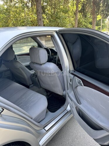 Mercedes E 270 2000, 407,236 km - 2.7 l - Qazax
