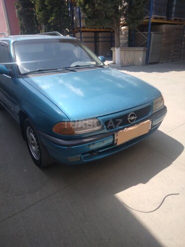 Opel Astra 1995, 425,106 km - 1.6 l - Bakı