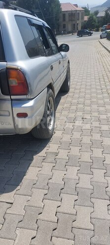 Toyota RAV4 1998, 500,000 km - 2.0 l - Gədəbəy