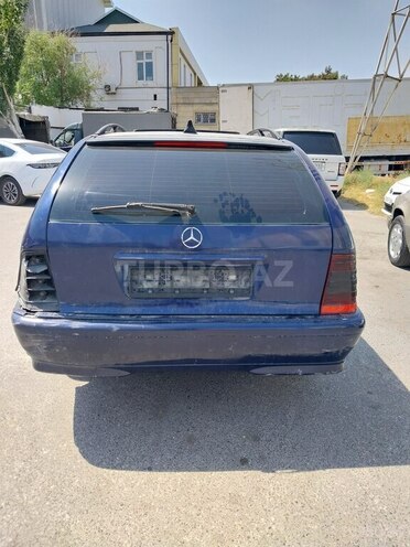 Mercedes C 220 d 1999, 321,147 km - 2.2 l - Bakı