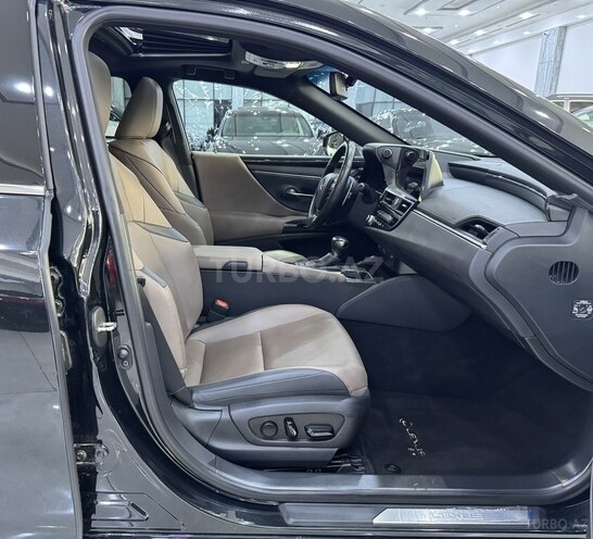 Lexus ES 300h 2023, 53,700 km - 2.5 l - Bakı