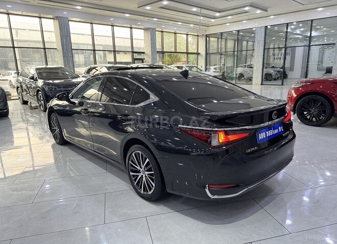 Lexus ES 300h 2023, 53,700 km - 2.5 l - Bakı