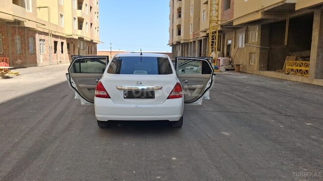 Nissan Tiida 2009, 265,143 km - 1.6 л - Bakı