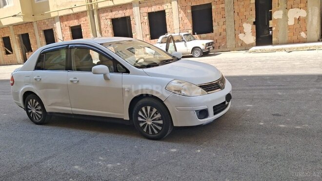 Nissan Tiida 2009, 265,143 km - 1.6 л - Bakı